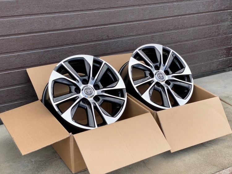 Rainbow Dance TOYOTA LAND CRUIZER 200 8.5x20/5x150 D110.1 ET58 4 диска черный, серебристый