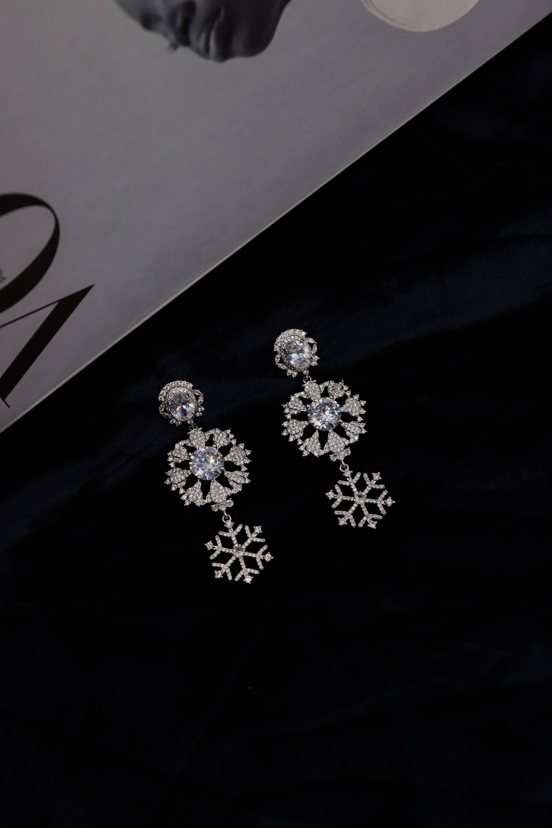 Серьги Fashion Jewelry медицинская сталь, кристаллы Swarovski, цирконий