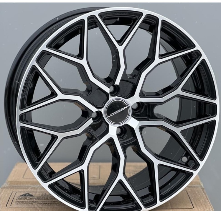Rainbow Dance АВТОВАЗ 7x16/4x98 D58.6 ET35 4 диска черный, серебристый