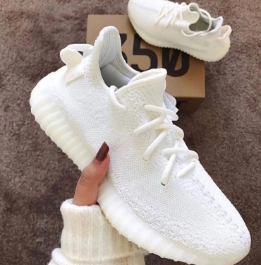 Кроссовки Yeezy Boost 350 v2 белый