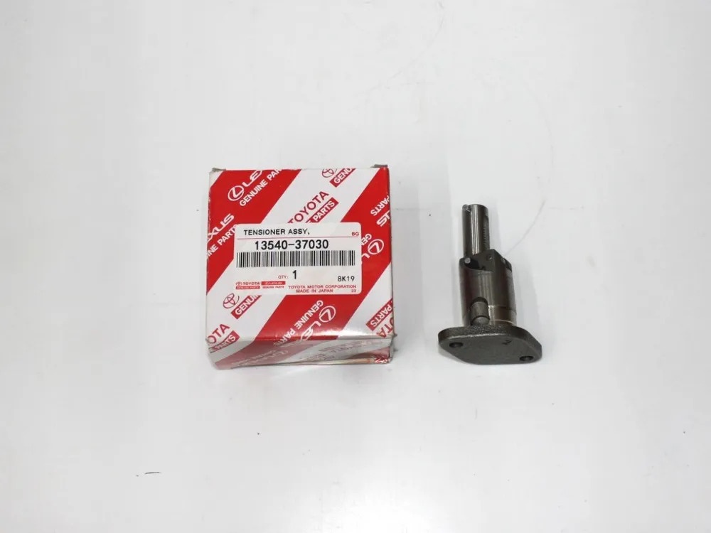 Toyota натяжитель ремня ГРМ 1354037030