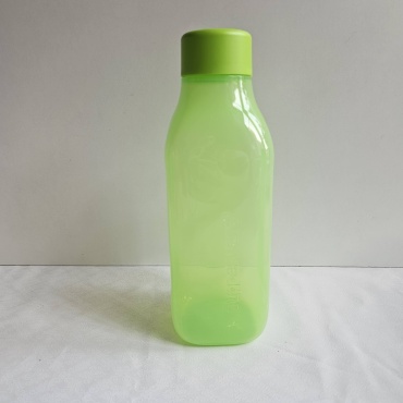 Бутылка Tupperware 1 л зеленый, винтовая, полипропилен