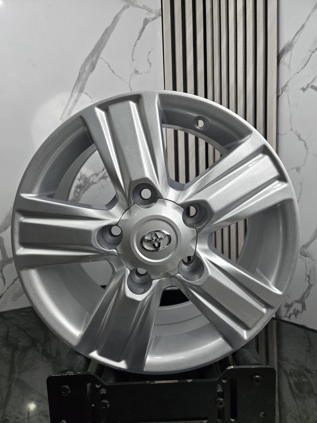 Top Grade FEXP53663 8x17/5x150 D110.5 ET50 4 диска серый
