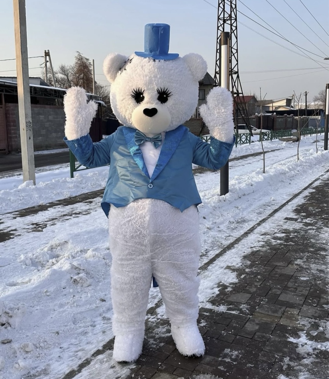 Карнавальный костюм Мишка Карнавальный костюм черный, белый
