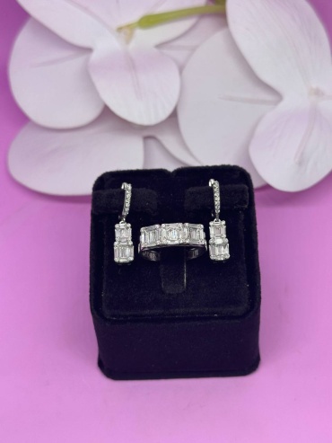 SAR JEWELRY Azer-0001_5631_18 вес 7 г золото, бриллиант