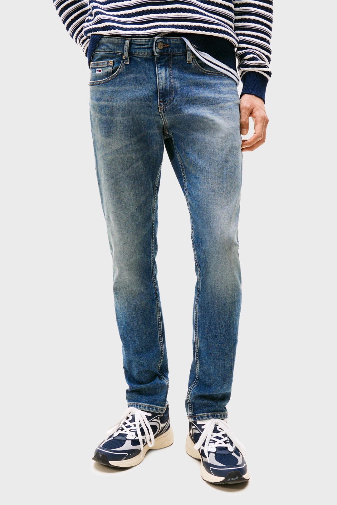Джинсы зауженные Tommy Jeans синий