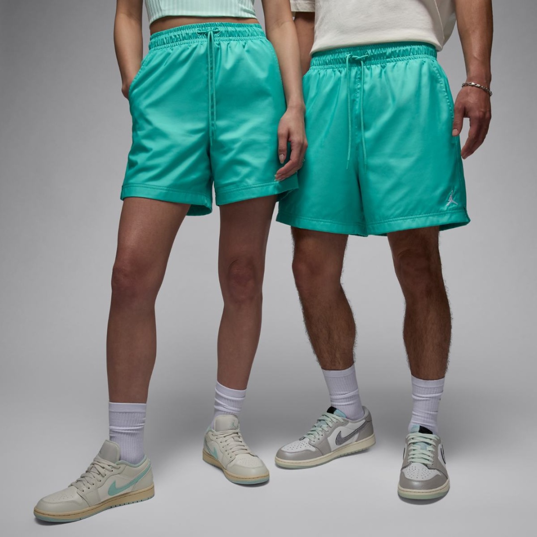 Спортивные шорты Nike бирюзовый