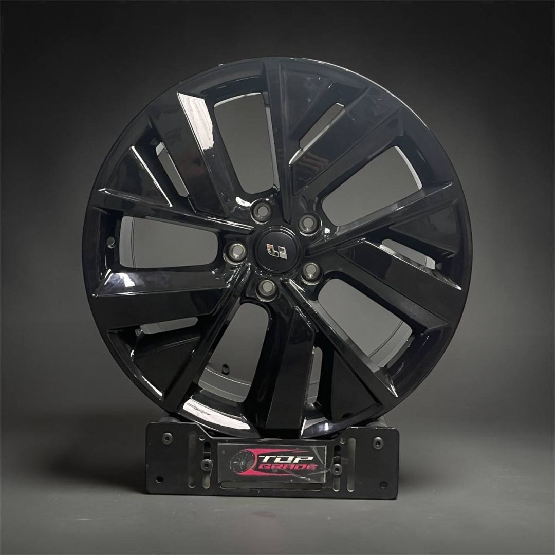 LiXiang AXM 1076 8.5x20/5x120 D62.5 ET45.5 4 диска черный
