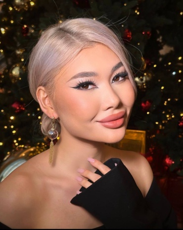 Серьги YANA BANCHSHIKOVA ювелирный сплав, бисер
