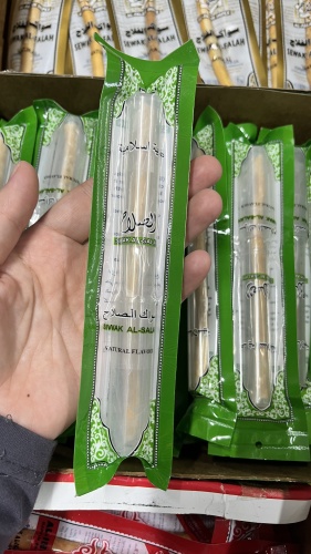 Siwak Мисвак Natural зубная щетка средняя 1 шт