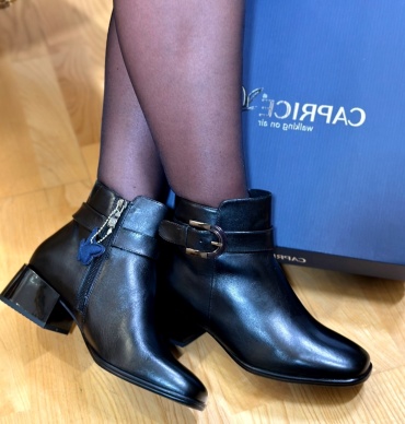 Ботинки CAPRICE черный