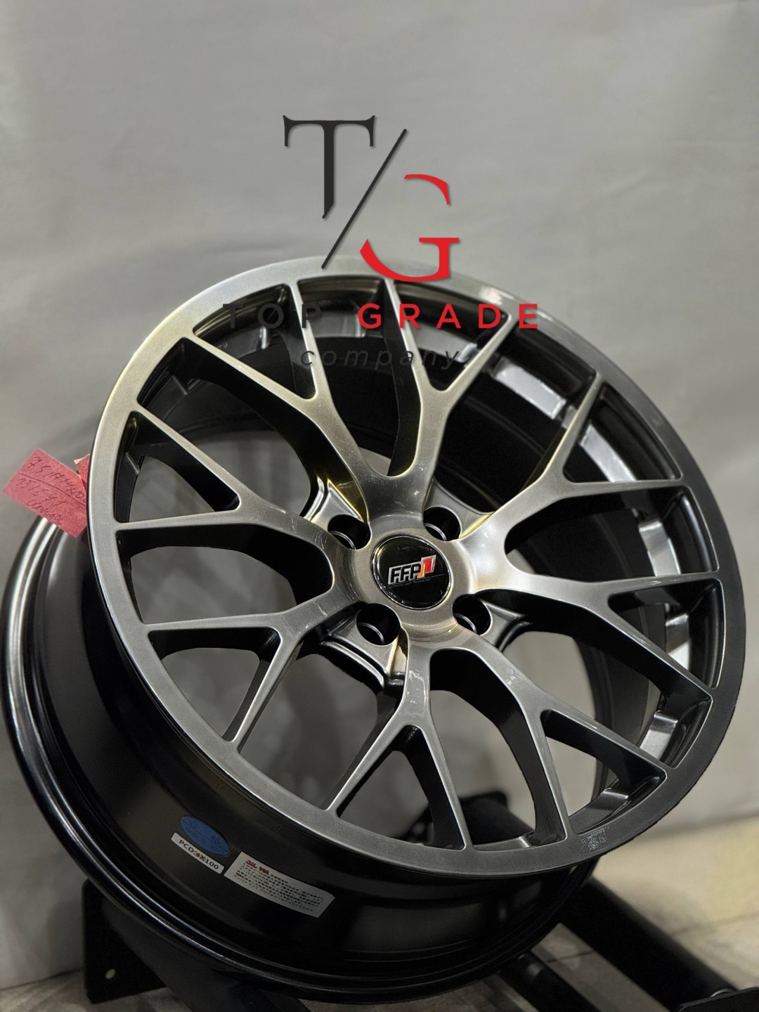 Top Grade 536 7.5x17/4x100 D67.1 ET35 4 диска графит