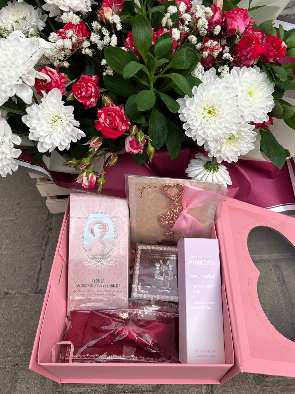 Flower Knows TINCHEW набор декоративной косметики для женщин
