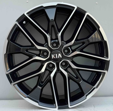 RNO 5386 8x19/5x114.3 D67.1 ET45 4 диска черный, серебристый