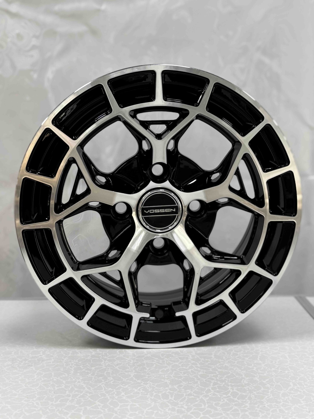 Top Grade 50063 5x13/4x100 D67.1 ET35 4 диска черный, серебристый