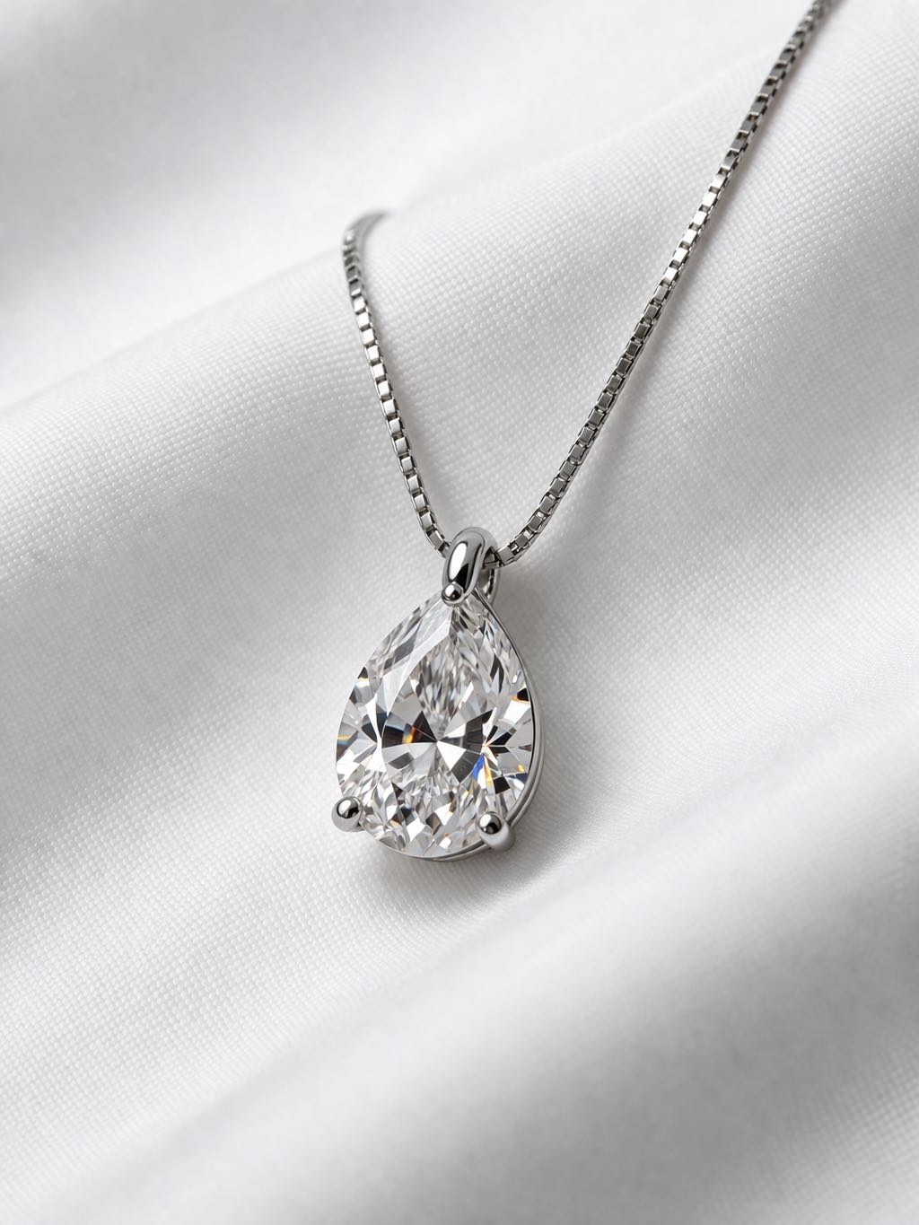 Колье «Crystal Drop” YEES длина 40 см вес 2 г серебро, муассанит