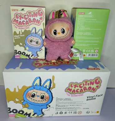 Игрушка-подвеска POP MART Labubu, 17 см