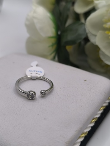Кольцо Xuping Jewelry размер 17 медицинское золото, без вставок