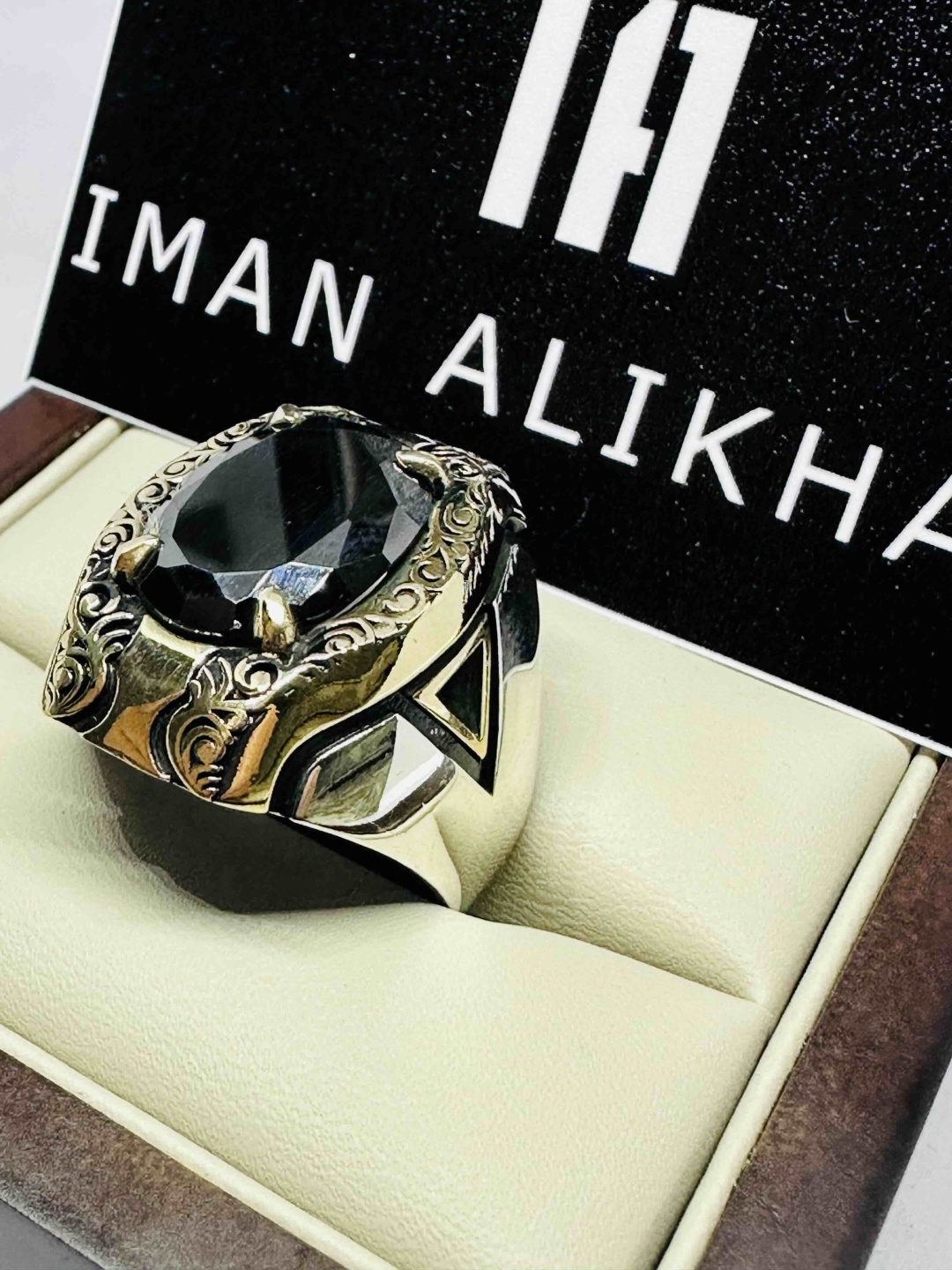 IMAN ALIKHAN F4 размер 21.5 вес 16.87 г серебро, оникс