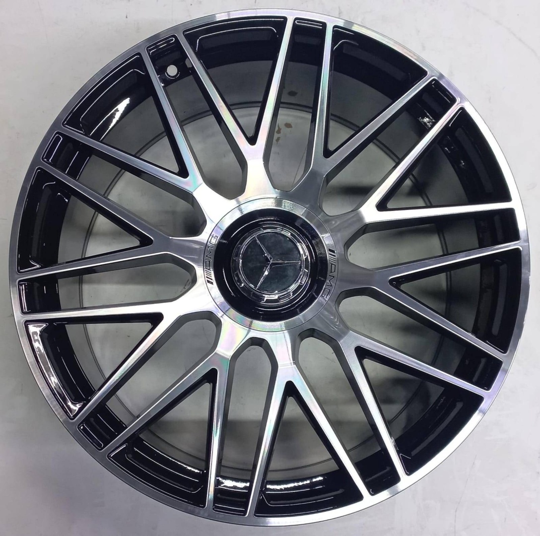 Mercedes-Benz Mercedes Benz 0207 10/11x21/5x112 D66.6 ET44.42 4 диска черный, серебристый