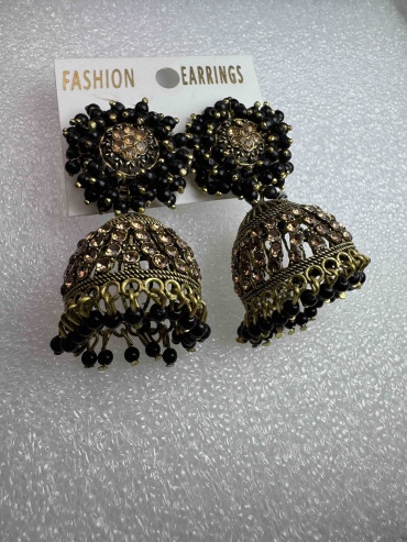 Серьги AGRA jewelry бижутерный сплав, бисер