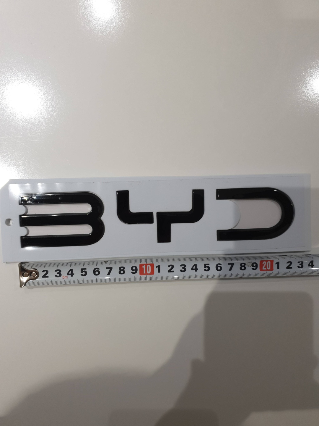 Шильдик 30333872_626973978 BYD Song plus