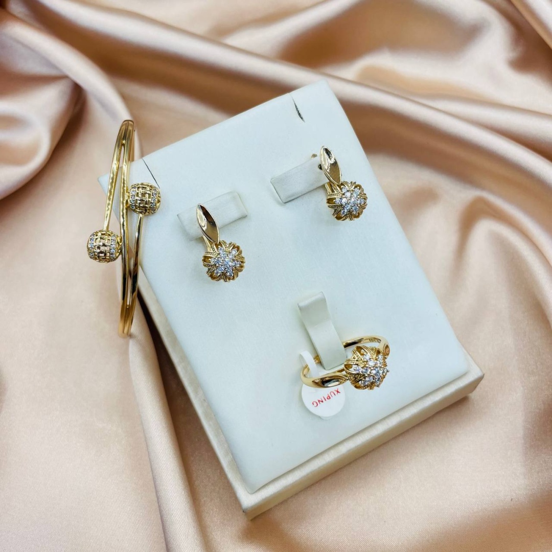 Xuping Jewelry медицинская сталь, фианит