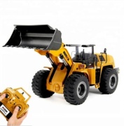 Спецтехника Погрузчик бульдозер HN1583 на радиоуправлении Hui Na Toys Погрузчик бульдозер HN1583