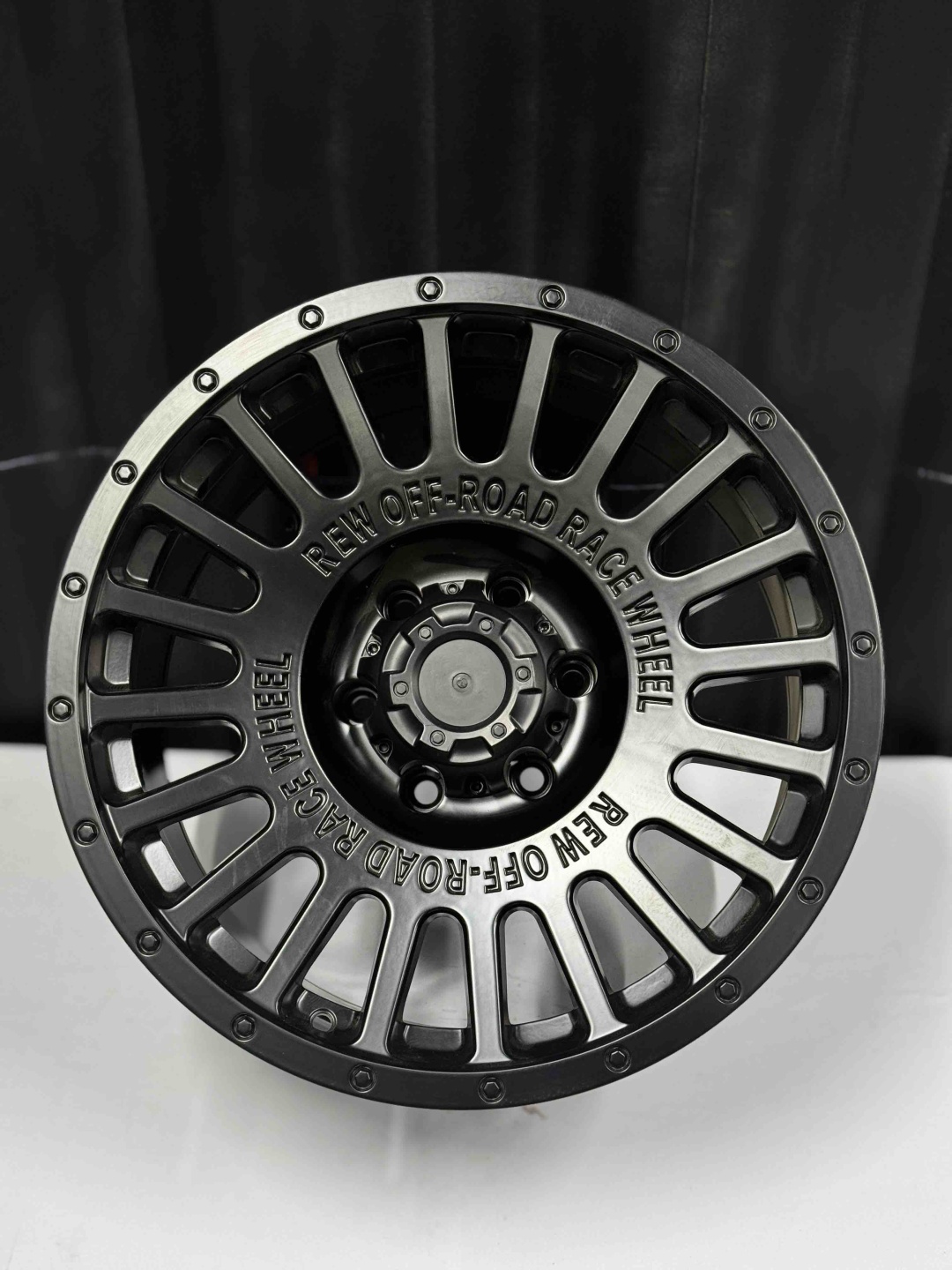 Top Grade Diski0035 8x17/6x139.7 D110.1 ET0 4 диска черный, черный матовый