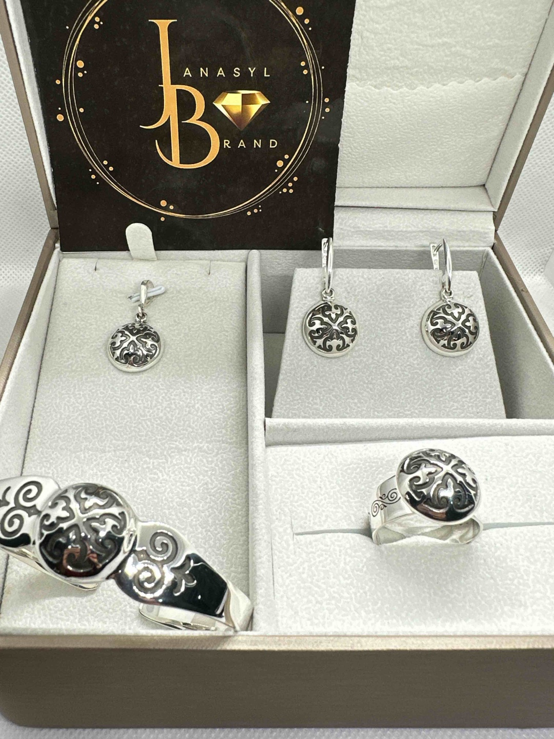 JANASYL Brand Қазақша ою вес 47 г серебро, без вставок