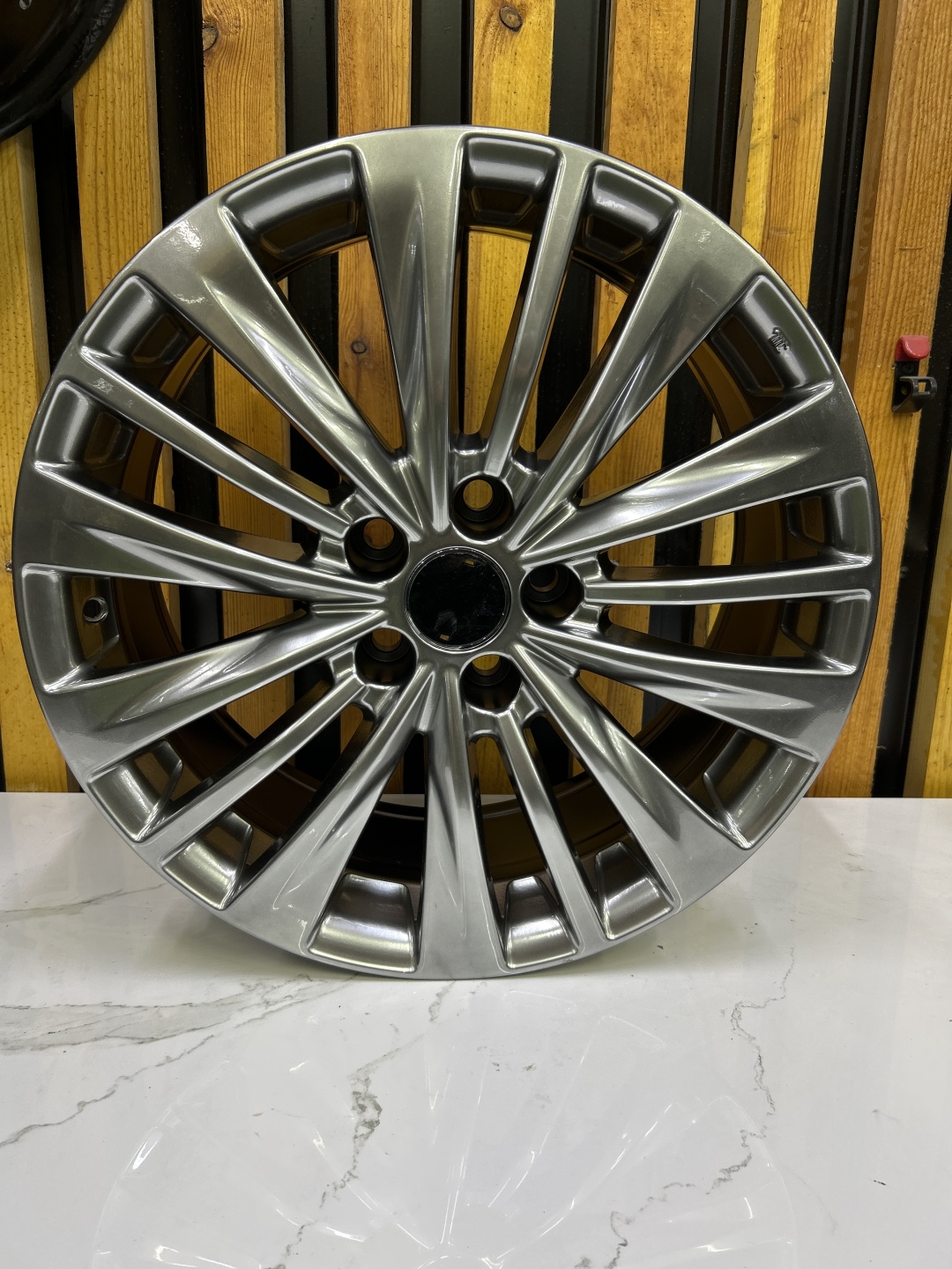 LKN Lkn023 7.5x18/5x114.3 D60.1 ET35 4 диска графит