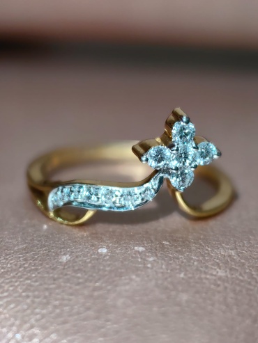 DARID JEWELLERY Z00:132 размер 16.5 вес 2.19 г золото, бриллиант