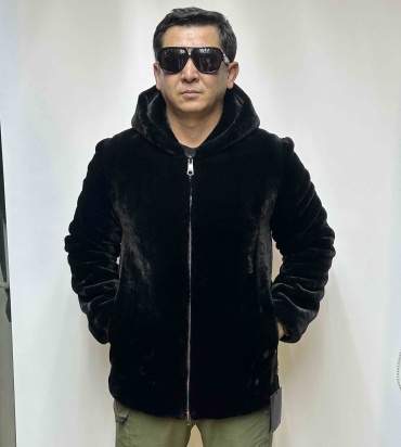 Шуба MARIO CASSEL черный