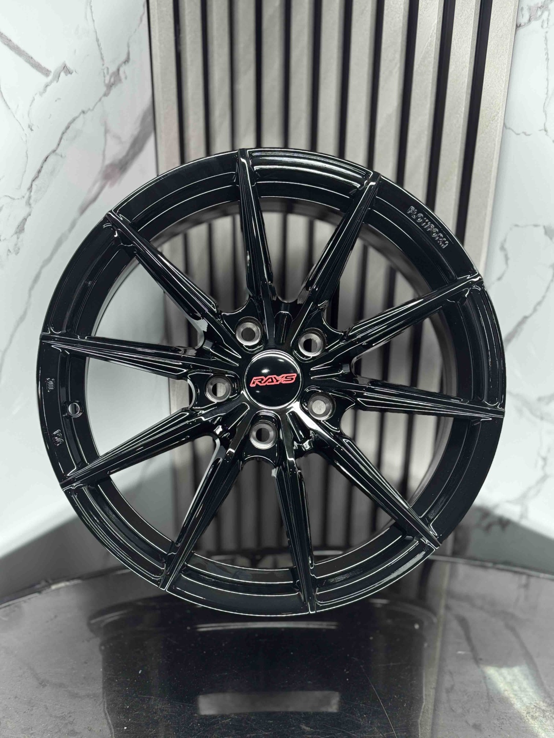 Top Grade h3408f 7.5x17/5x114.3 D73.1 ET35 4 диска черный