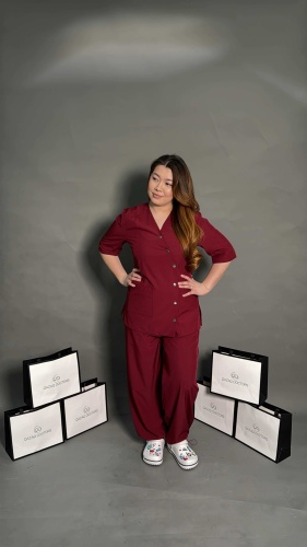 Спецодежда для женщин Qazaq Doctors бордовый