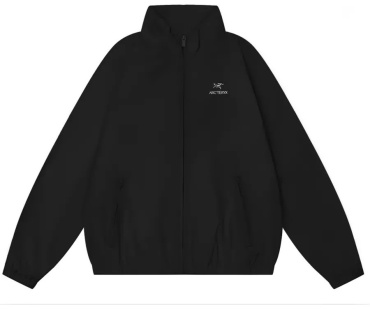 Ветровка ARCTERYX черный