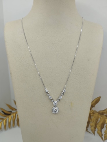Подвеска Dinara Gold 618855098 вес 2.95 г серебро, муассанит