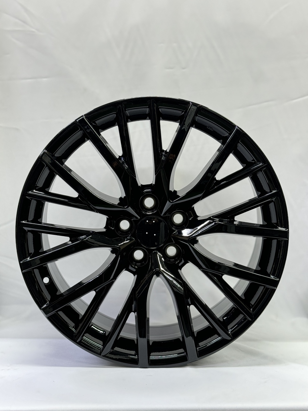 Top Grade 0070 8.5x19/5x114.3 D60.1 ET35 4 диска черный, хром