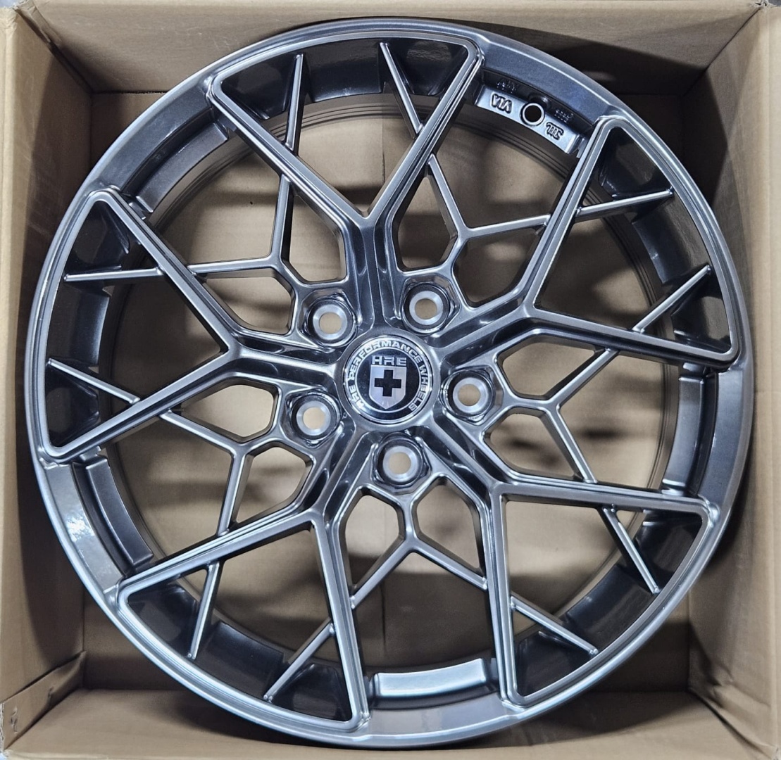 Fonyee SM XF019 7.5x17/5x114.3 D73.1 ET35 4 диска графит