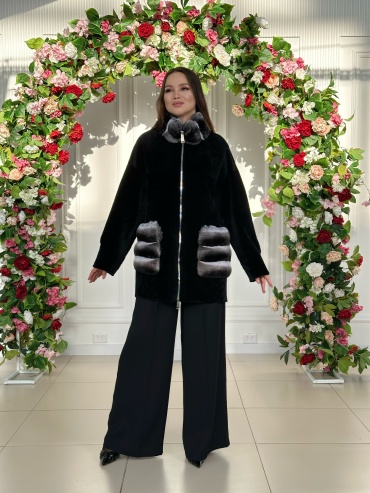 Шуба MODAQUEEN черный, серый