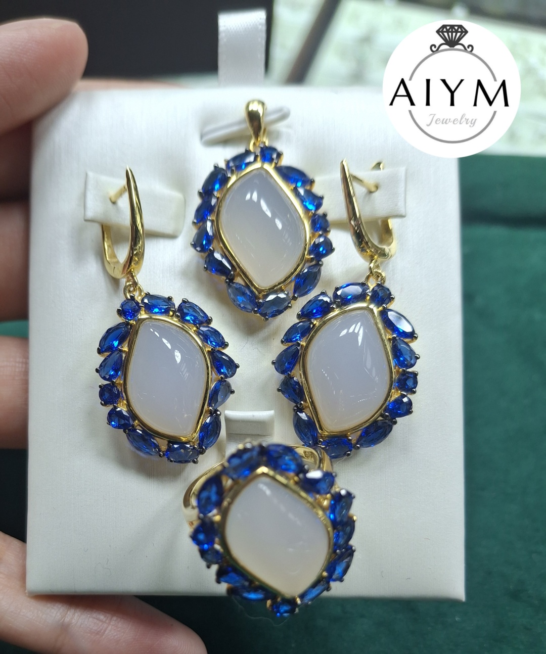 Serebro Aiym jewelry вес 30 г серебро, золото, сапфир, оникс