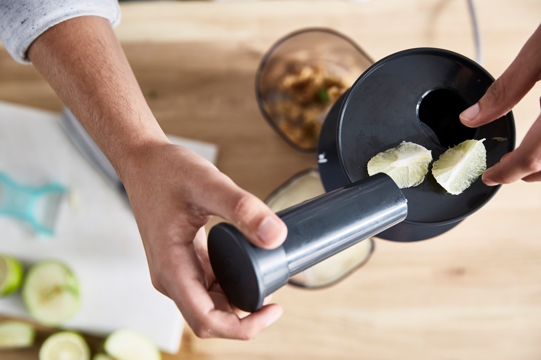 Соковыжималка KENWOOD JMP 400WH белый, черный — фото 13