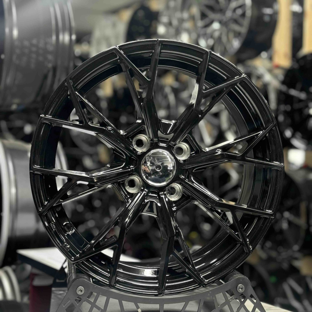 RNO XH348 6.5x15/4x98 D58.6 ET35 4 диска черный