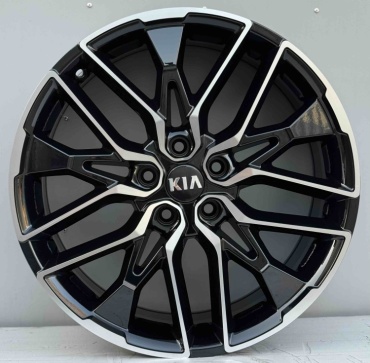 Rainbow Dance KIA 5386 8x19/5x114.3 D67.1 ET45 4 диска черный, серебристый