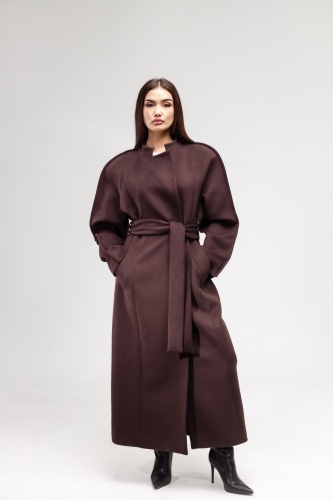 Пальто коричневый