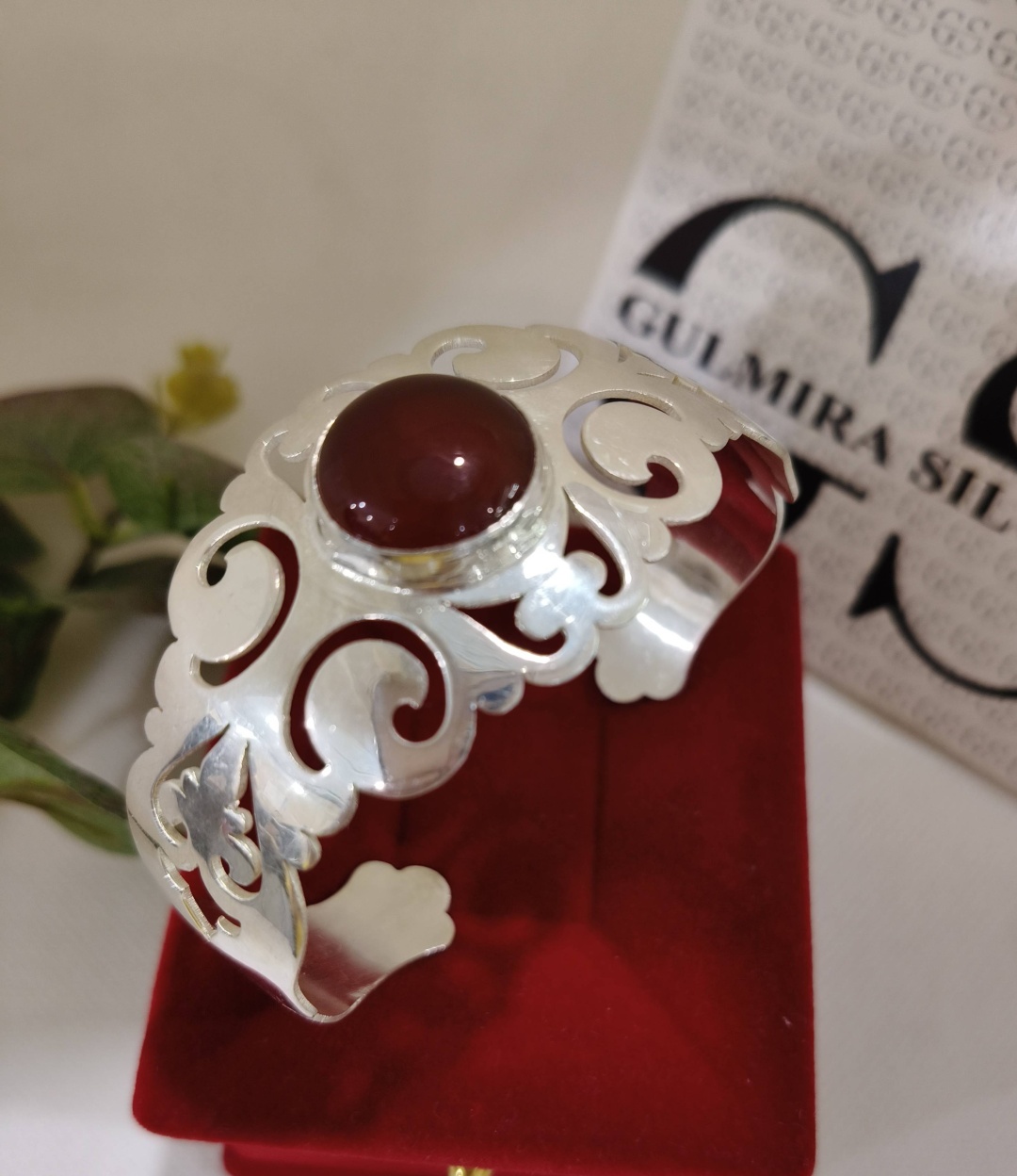 Gulmira Silver GSilver Білезік Сердолик Покрытие серебро длина 18 см, вес 26.21 г серебро, плетение обод
