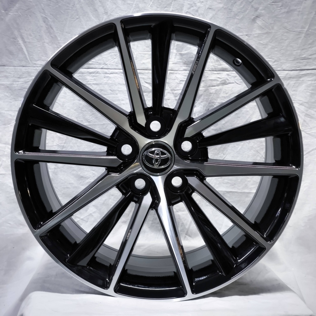 Wheels 1509 8x18/5x114.3 D60.1 ET50 4 диска черный, серебристый