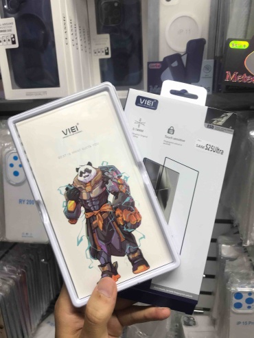 Стекло VIEI для Apple iPhone 15 Pro черный
