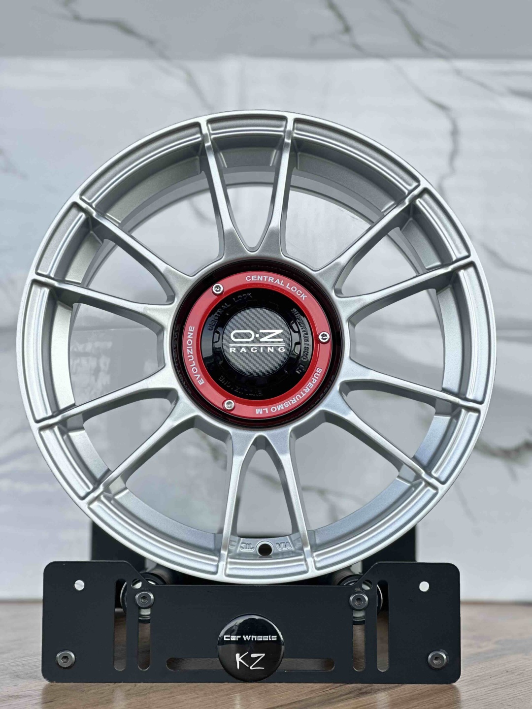OZ Racing QC936 7x15/4x100 D67.1 ET35 4 диска серебристый