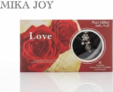 MIKA JOY Подарочный набор «LOVE» женский набор